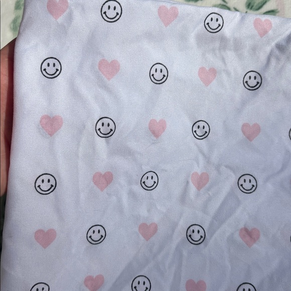 4 Piece Queen Size Smiley Face Heart Sheet Set